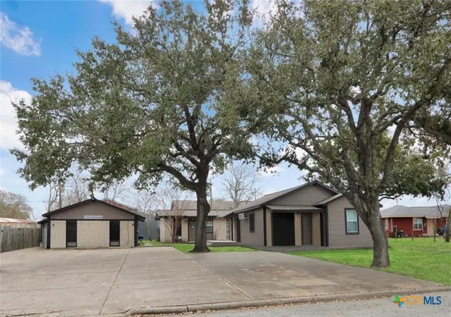 1916-holloman-dr-port-lavaca-tx-77979/hzid_7274f700
