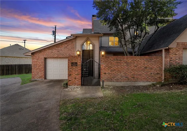 156-pleasant-grove-ln-woodway-tx-76712/hzid_fc591882