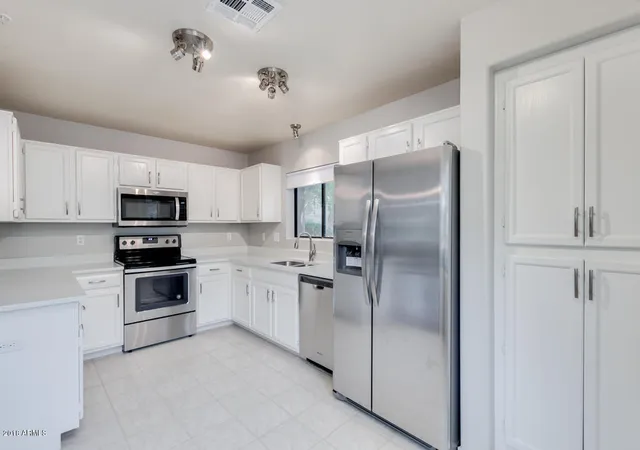 15050-n-thompson-peak-pkwy-1073-scottsdale-az-85260/hzid_0a5bd563