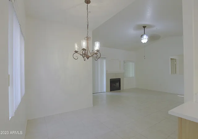 15050-n-thompson-peak-pkwy-2028-scottsdale-az-85260/hzid_56181d18