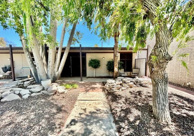 1101-e-bethany-home-rd-10-phoenix-az-85014/hzid_936aa401