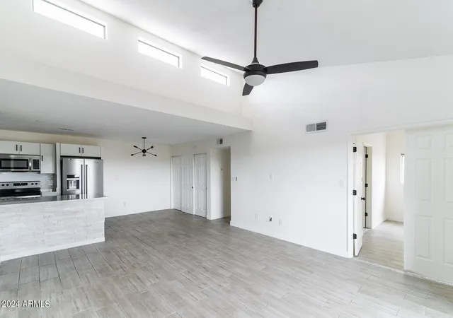 6480-n-82nd-street-2223-scottsdale-az-85250/hzid_555ec37b
