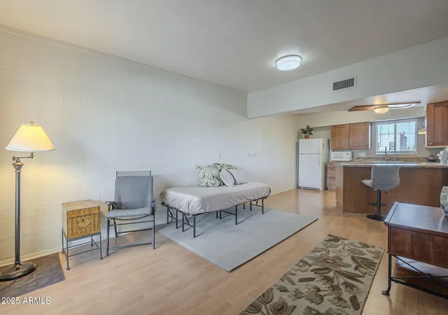 6804-e-2nd-street-15-scottsdale-az-85251/hzid_5aeee6b5