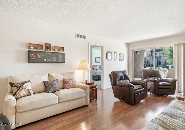 7436-e-chaparral-rd-b103-scottsdale-az-85250/hzid_db2cd1b3