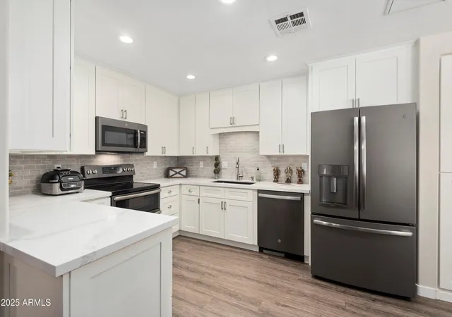 15050-n-thompson-peak-pkwy-1031-scottsdale-az-85260/hzid_54582d43