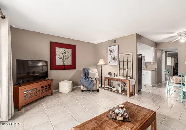 7436-e-chaparral-rd-124b-scottsdale-az-85250/hzid_9881b501