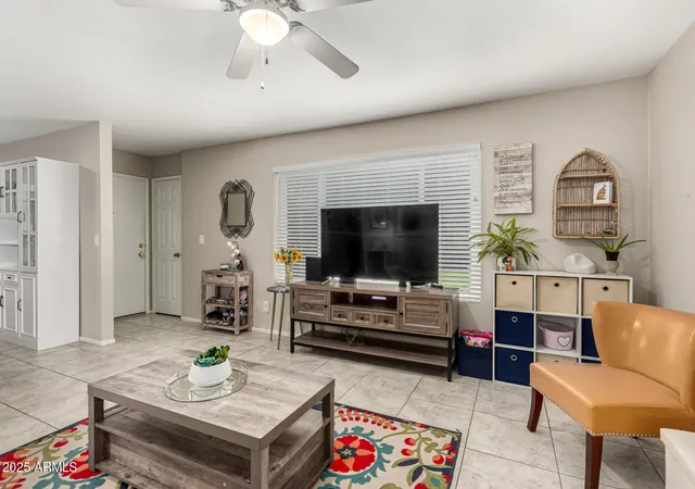1402-e-guadalupe-rd-114-tempe-az-85283/hzid_9b5858a9