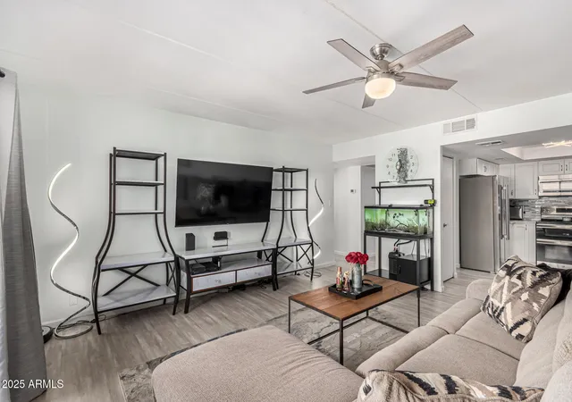 7920-e-camelback-rd-409-scottsdale-az-85251/hzid_e5ec5885