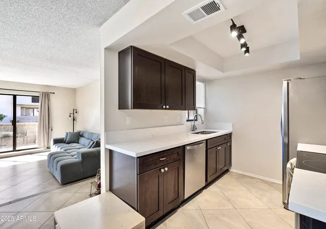 6480-n-82nd-street-1116-scottsdale-az-85250/hzid_d5748ada