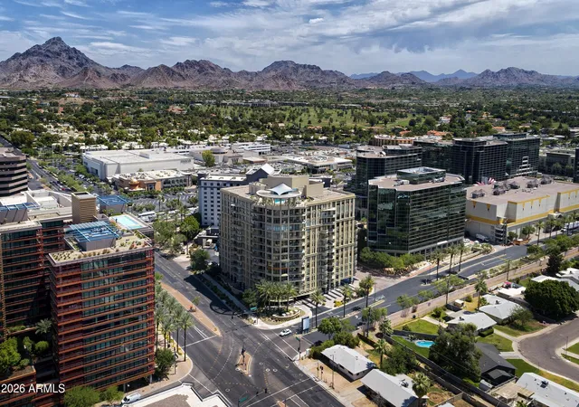 2402-e-esplanade-ln-704-phoenix-az-85016/hzid_21b1d3f0