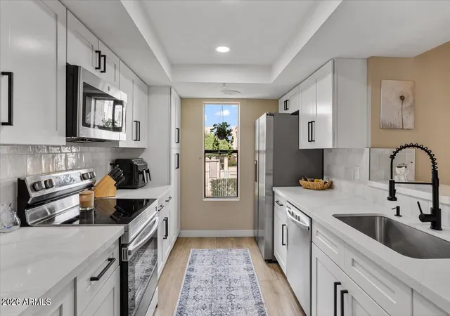 7510-e-thomas-rd-216-scottsdale-az-85251/hzid_8a46231a