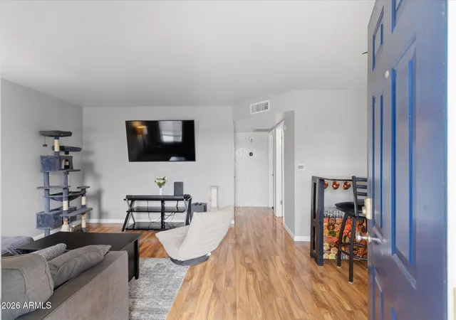 3635-n-37th-st-10-phoenix-az-85018/hzid_db4ff73e