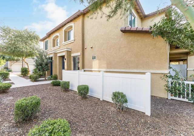 7820-e-baseline-rd-107-mesa-az-85209/hzid_ed9c532e