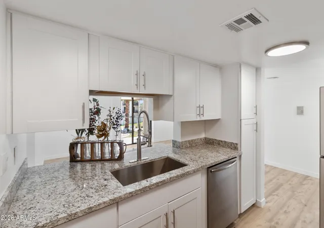 3033-e-devonshire-ave-2033-phoenix-az-85016/hzid_66149fd4