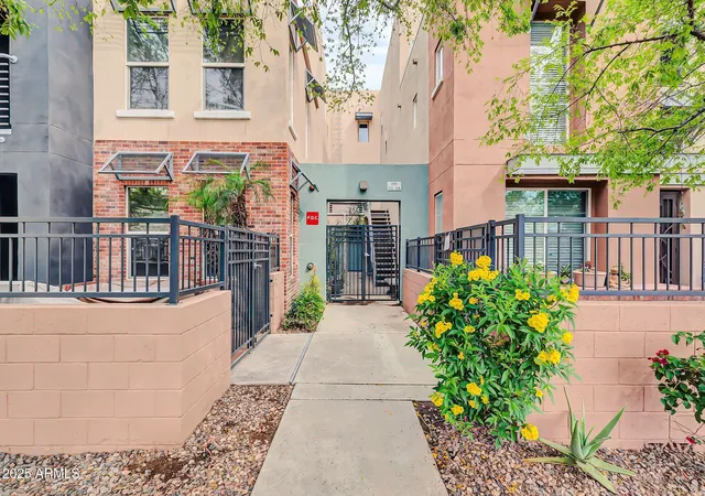 706-e-washington-st-204-phoenix-az-85034/hzid_0ae6f8f1
