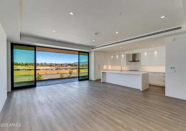 6587-n-palmeraie-blvd-2011-paradise-valley-az-85253/hzid_ee261671
