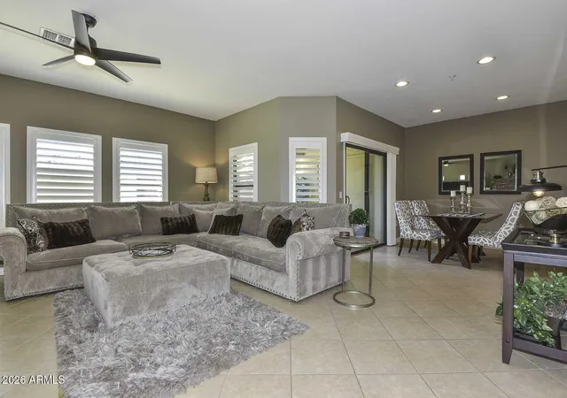 21320-n-56th-st-2030-phoenix-az-85054/hzid_b6ae929c
