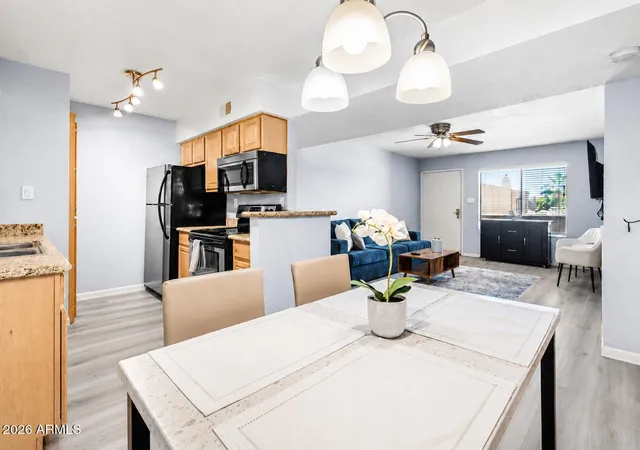 5995-n-78th-st-2020-scottsdale-az-85250/hzid_7c5d86c8