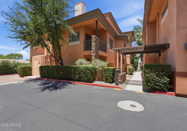 6940-e-cochise-rd-1044-paradise-valley-az-85253/hzid_bee41b90