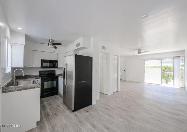 4610-n-68th-st-404-scottsdale-az-85251/hzid_15b93621