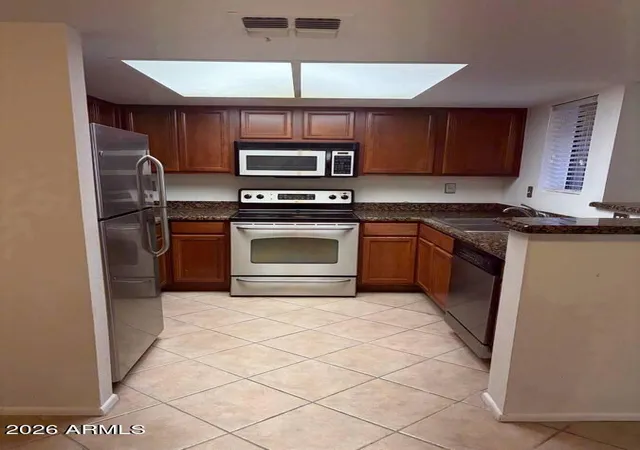 5757-w-eugie-ave-1030-glendale-az-85304/hzid_1b11212a