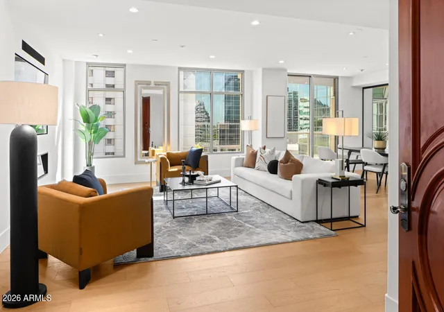 2402-e-esplanade-ln-604-phoenix-az-85016/hzid_ac58b10c