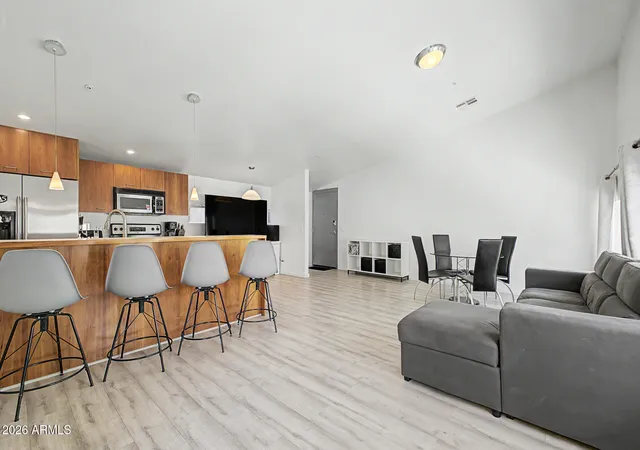 1111-w-university-dr-2020-tempe-az-85281/hzid_09bfc029