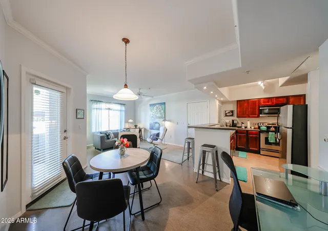 15095-n-thompson-peak-pkwy-1043-scottsdale-az-85260/hzid_a0d55145
