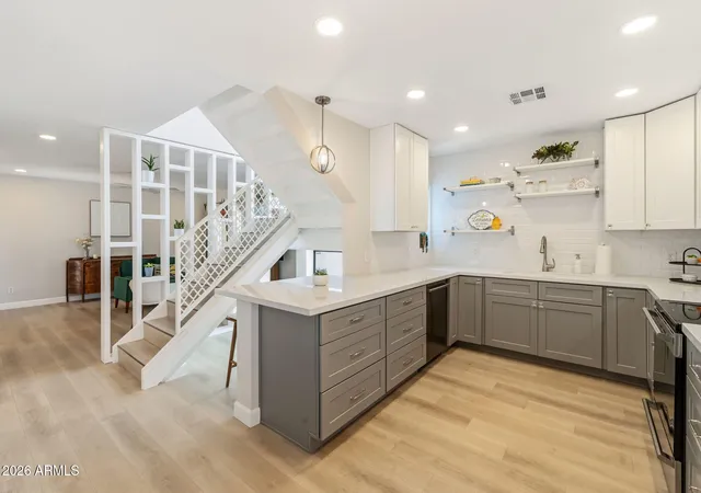 2-w-georgia-ave-9-phoenix-az-85013/hzid_d501c1a5