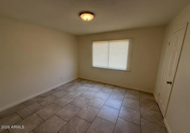 8450-n-34th-drive-phoenix-az-85051/hzid_276e0b0c