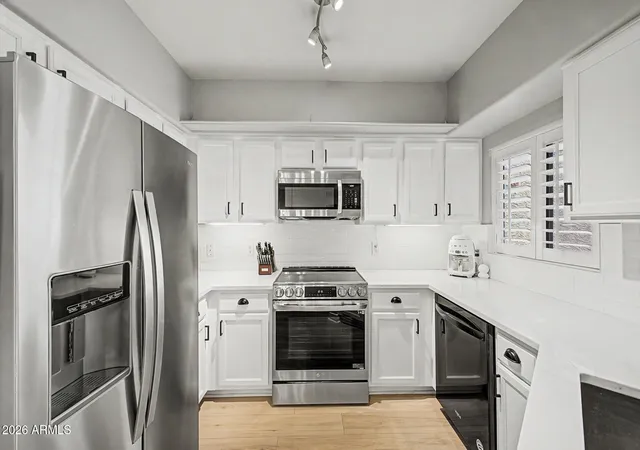 15095-n-thompson-peak-pkwy-1064-scottsdale-az-85260/hzid_c5e251f4
