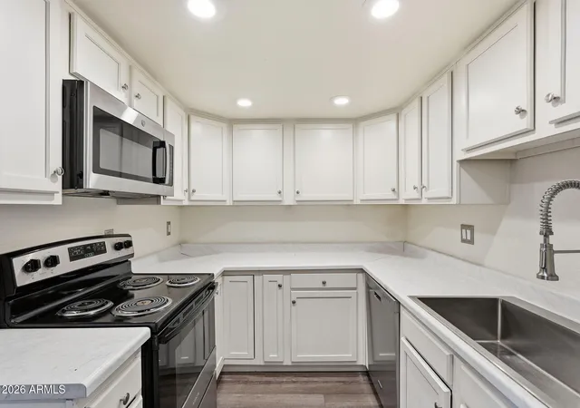 12440-n-20th-street-106-phoenix-az-85022/hzid_6c6cd55a