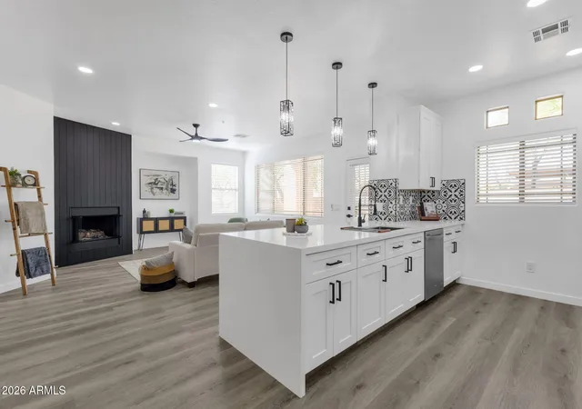 11500-e-cochise-dr-1047-scottsdale-az-85259/hzid_c8641be0