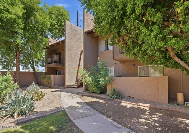 5525-e-thomas-rd-c2-phoenix-az-85018/hzid_53a9c4a7