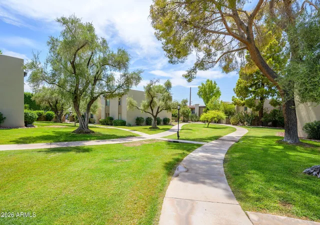 4201-e-camelback-rd-31-phoenix-az-85018/hzid_9e14d1f1