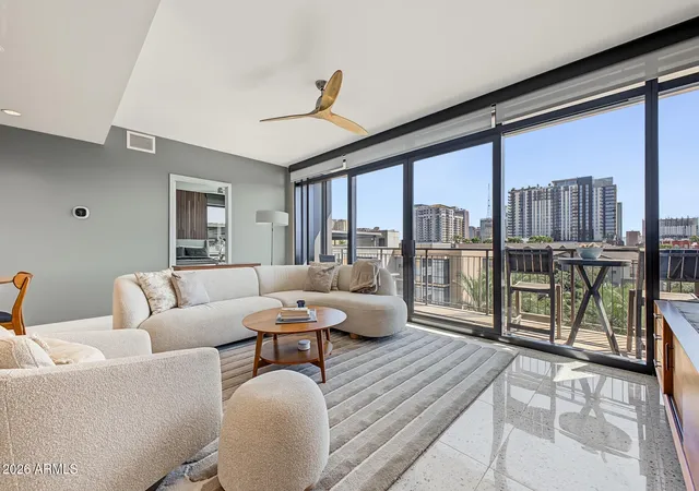 200-w-portland-st-627-phoenix-az-85003/hzid_fe42bacc