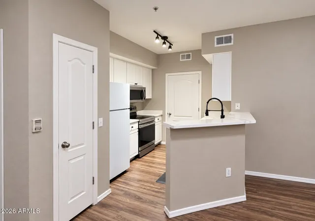 1701-e-colter-st-391-phoenix-az-85016/hzid_93103fe1