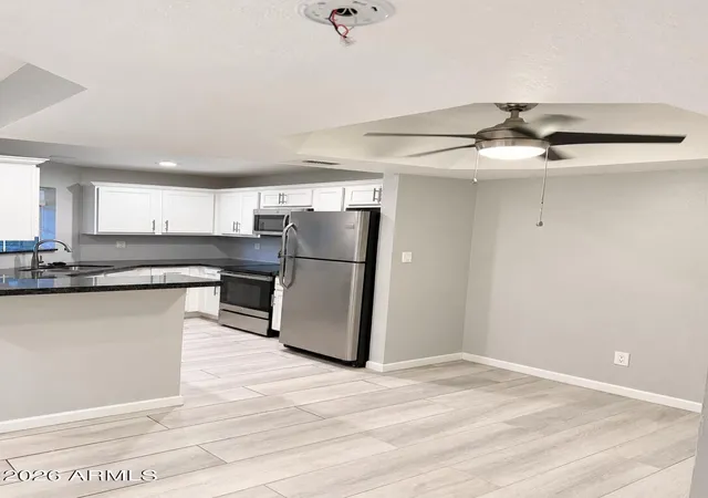3845-e-greenway-rd-111-phoenix-az-85032/hzid_e6ad2d20