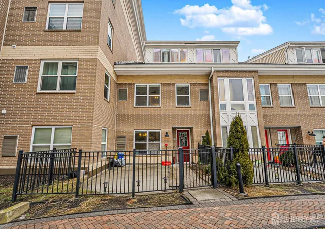 358-rector-st-308-perth-amboy-nj-08861/hzid_5b9d1c50