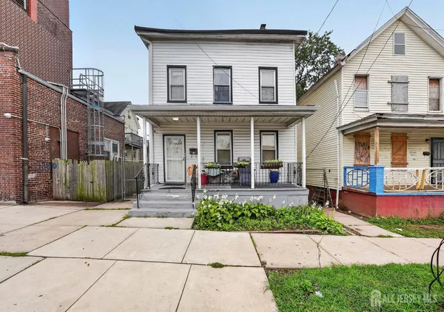 128-suydam-st-new-brunswick-nj-08901/hzid_fca7d35c