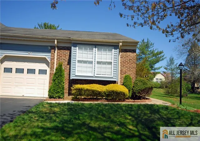 5-surrey-ct-a-monroe-township-nj-08831/hzid_d00b6ed6