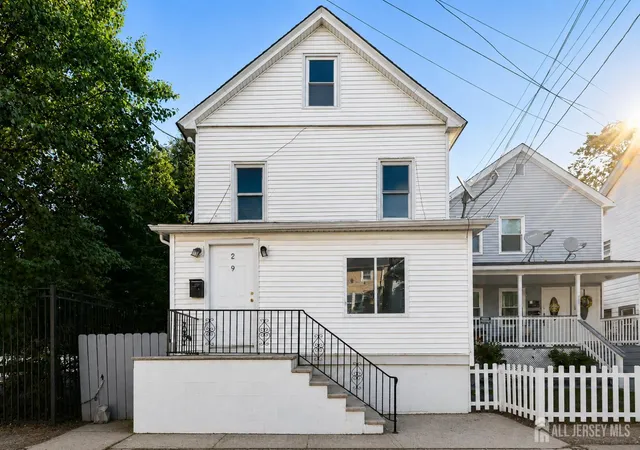 219-seaman-st-new-brunswick-nj-08901/hzid_8b0159c6