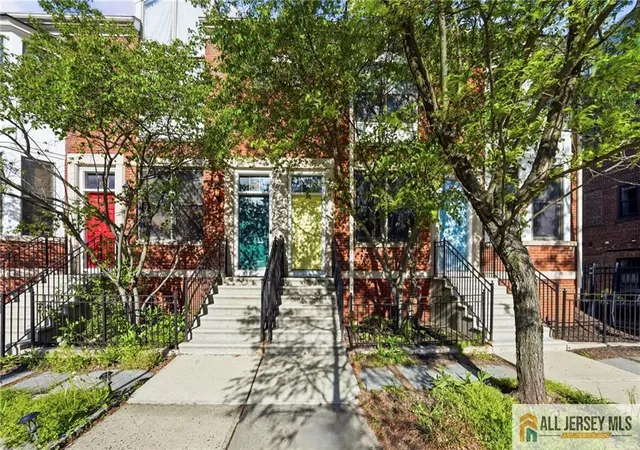 151-neilson-st-new-brunswick-nj-08901/hzid_7d50c845