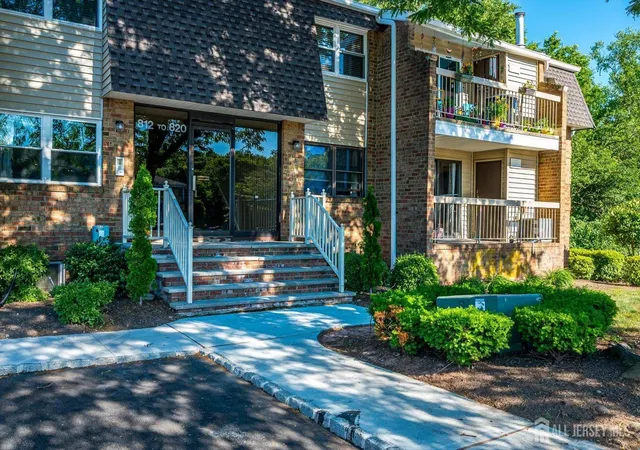 812-sharon-garden-ct-woodbridge-nj-07095/hzid_6a3a35ca