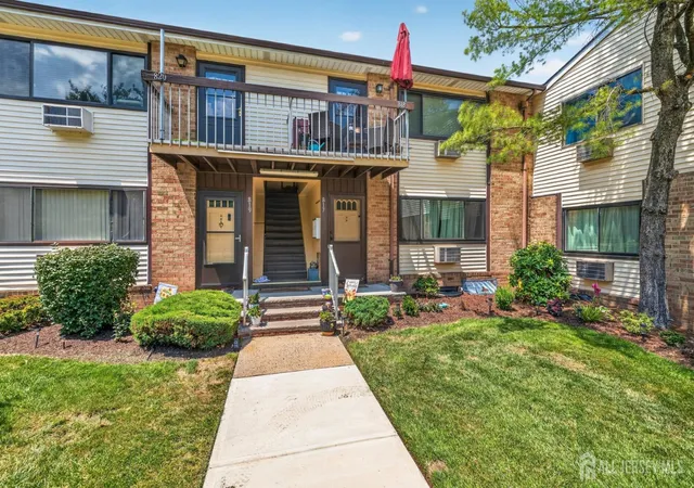 818-cricket-ln-woodbridge-nj-07095/hzid_3f59446f