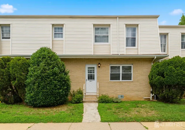 89-white-st-c-eatontown-nj-07724/hzid_dfdb813b