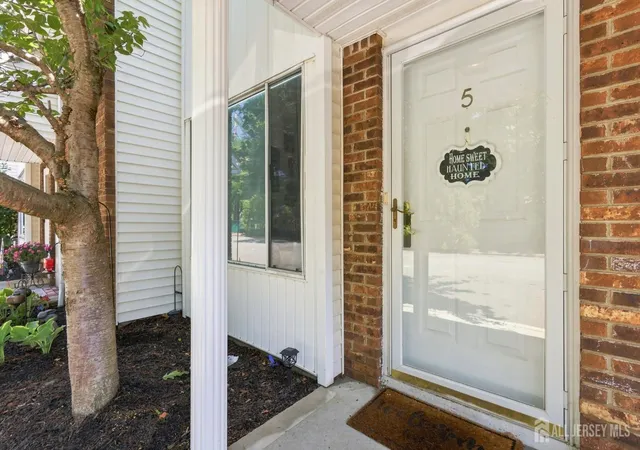 5-nicholas-ct-spotswood-nj-08884/hzid_3bb06680