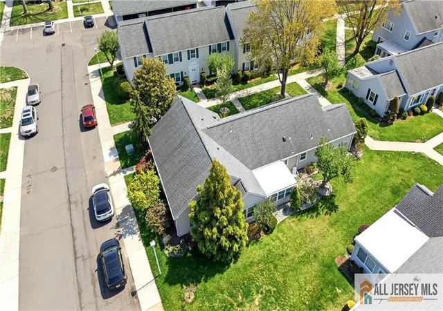 272-middlebury-ln-272c-monroe-township-nj-08831/hzid_922c251a