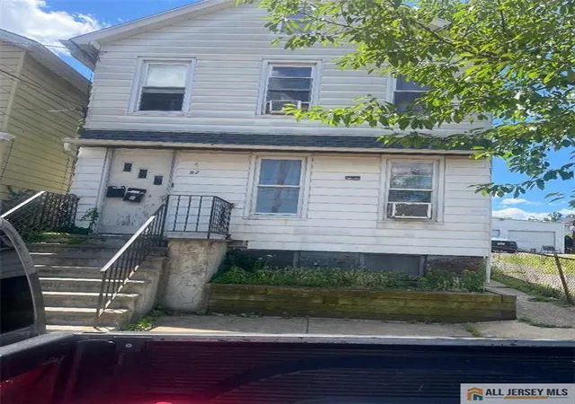 92-redmond-st-new-brunswick-nj-08901/hzid_406499ef