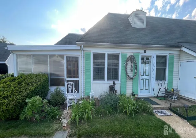 157-pelham-ln-d-monroe-nj-08831/hzid_d1414664